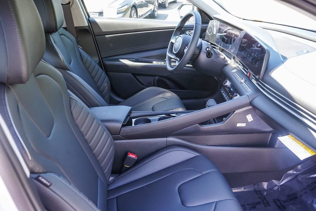 Thumbnail: 2026 Hyundai Elantra - 8