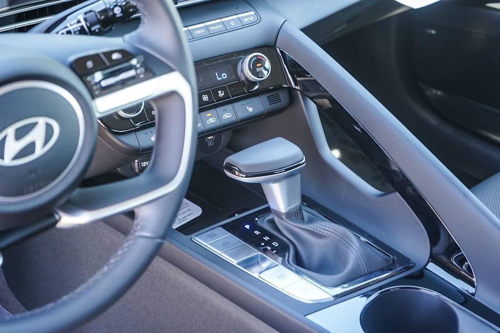 Thumbnail: 2026 Hyundai Elantra - 12