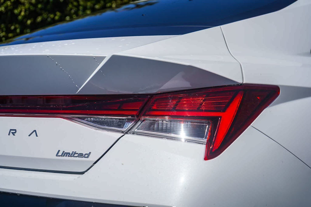Thumbnail: 2026 Hyundai Elantra - 19