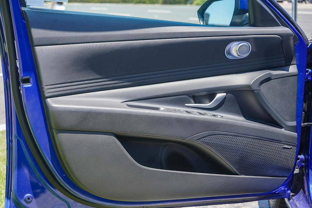 Thumbnail: 2024 Hyundai Elantra - 25