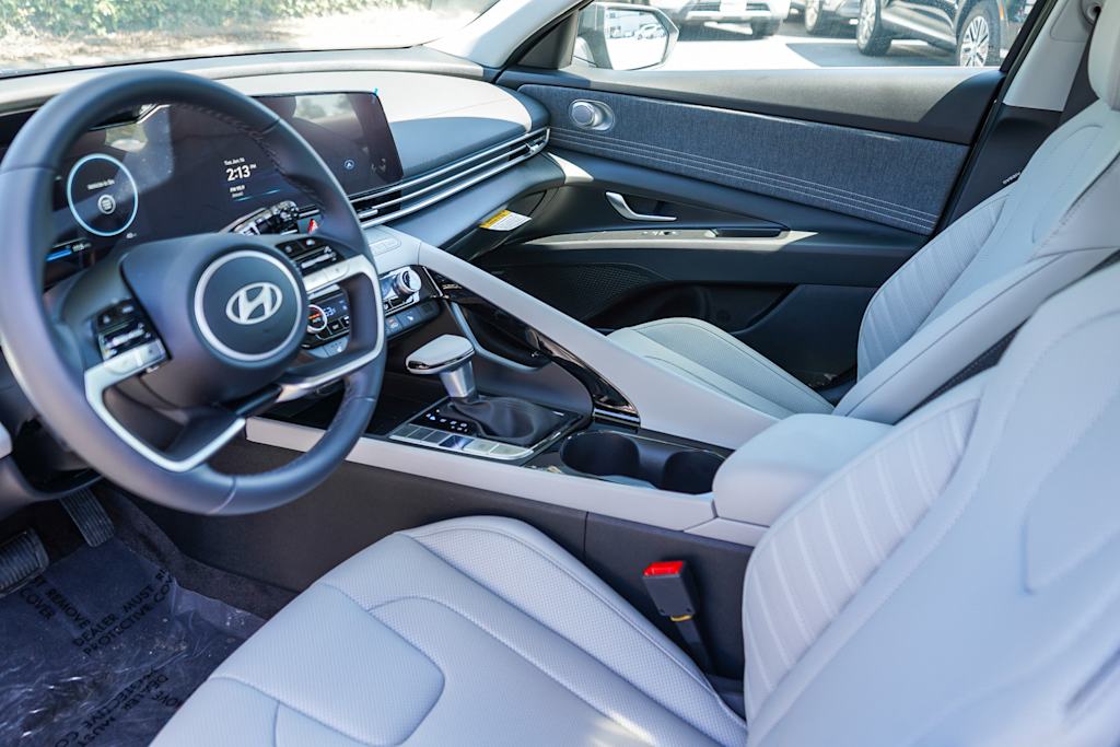 Thumbnail: 2026 Hyundai Elantra - 13