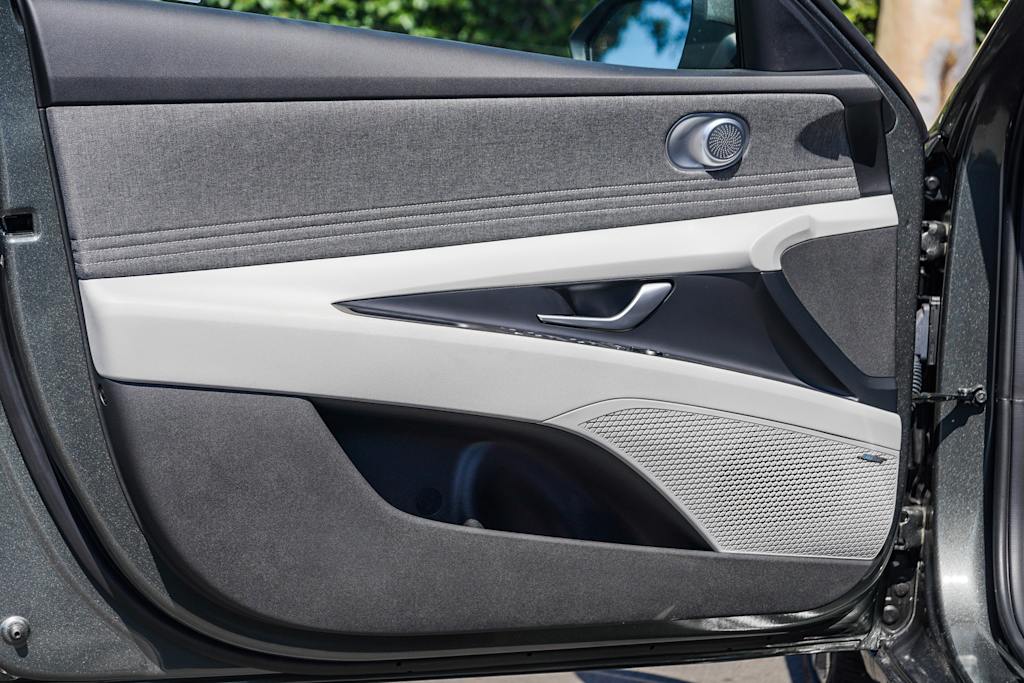 Thumbnail: 2026 Hyundai Elantra - 25