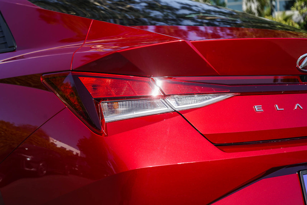 Thumbnail: 2023 Hyundai Elantra - 27