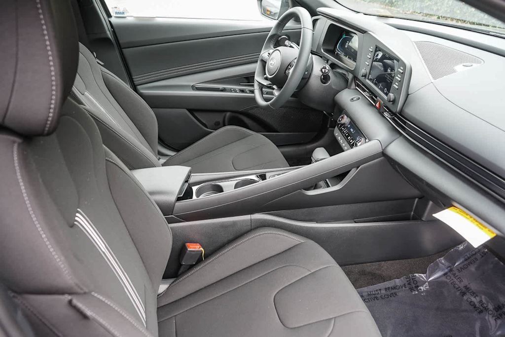Thumbnail: 2026 Hyundai Elantra - 8