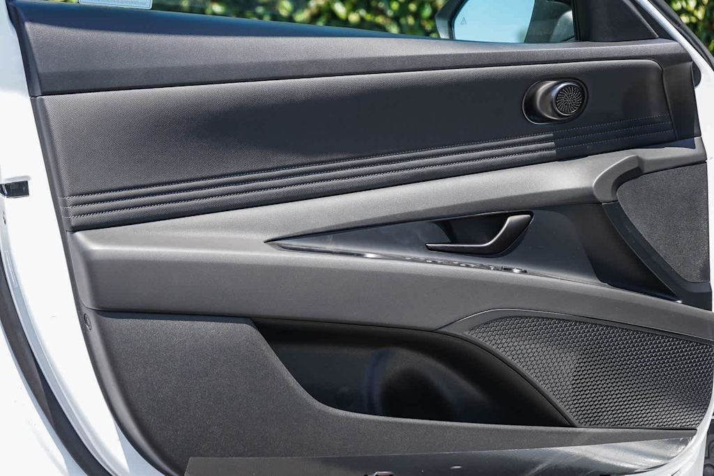 Thumbnail: 2026 Hyundai Elantra - 25