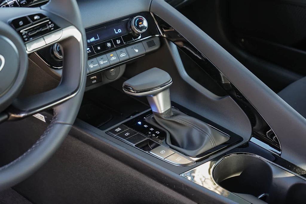 Thumbnail: 2026 Hyundai Elantra - 14