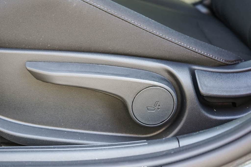 Thumbnail: 2026 Hyundai Elantra - 25