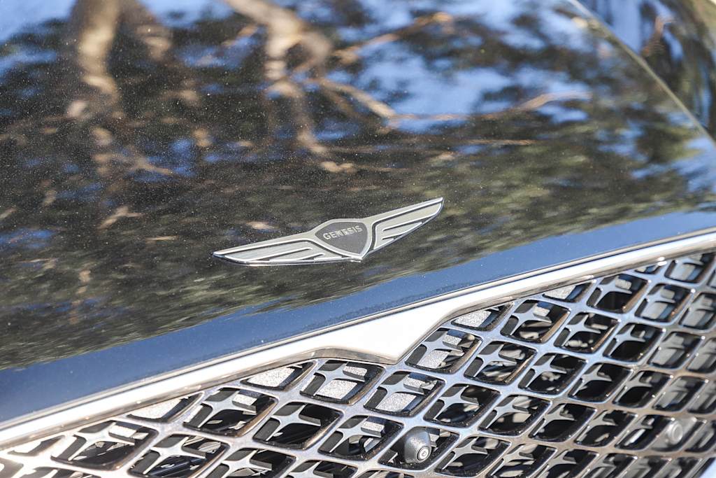 Thumbnail: 2023 Genesis G90 - 19