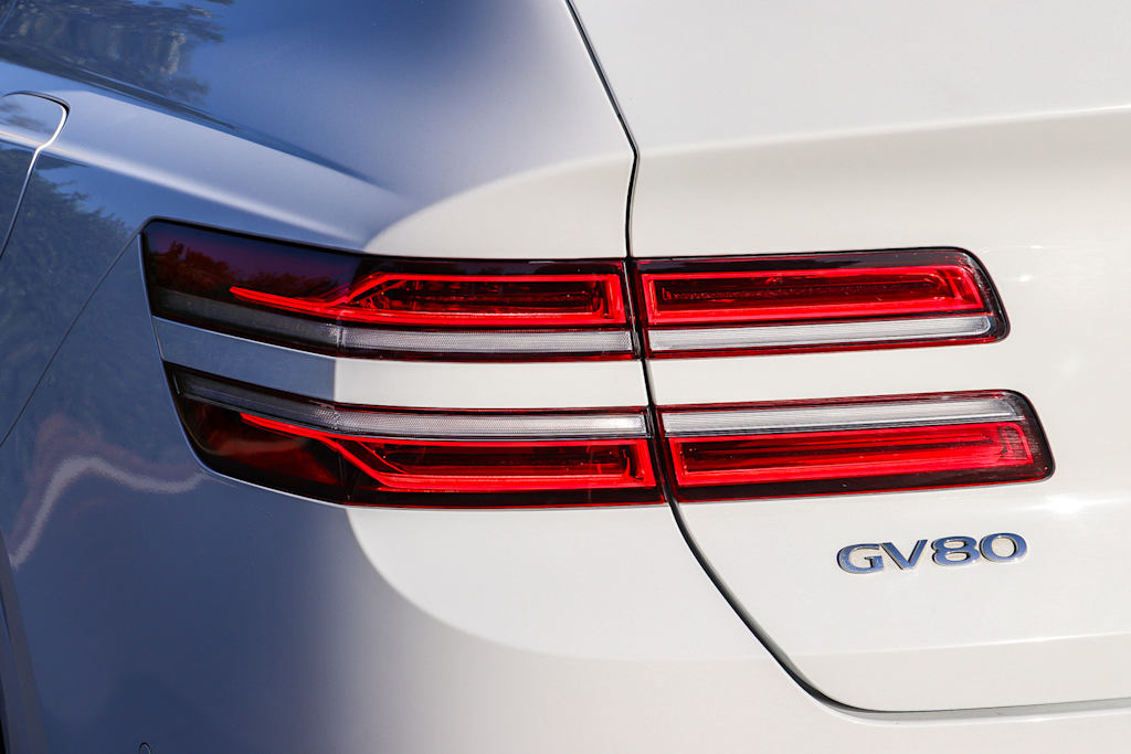 Thumbnail: 2023 Genesis GV80 - 19