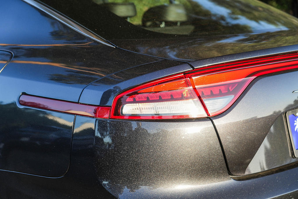 Thumbnail: 2022 Kia Stinger - 20