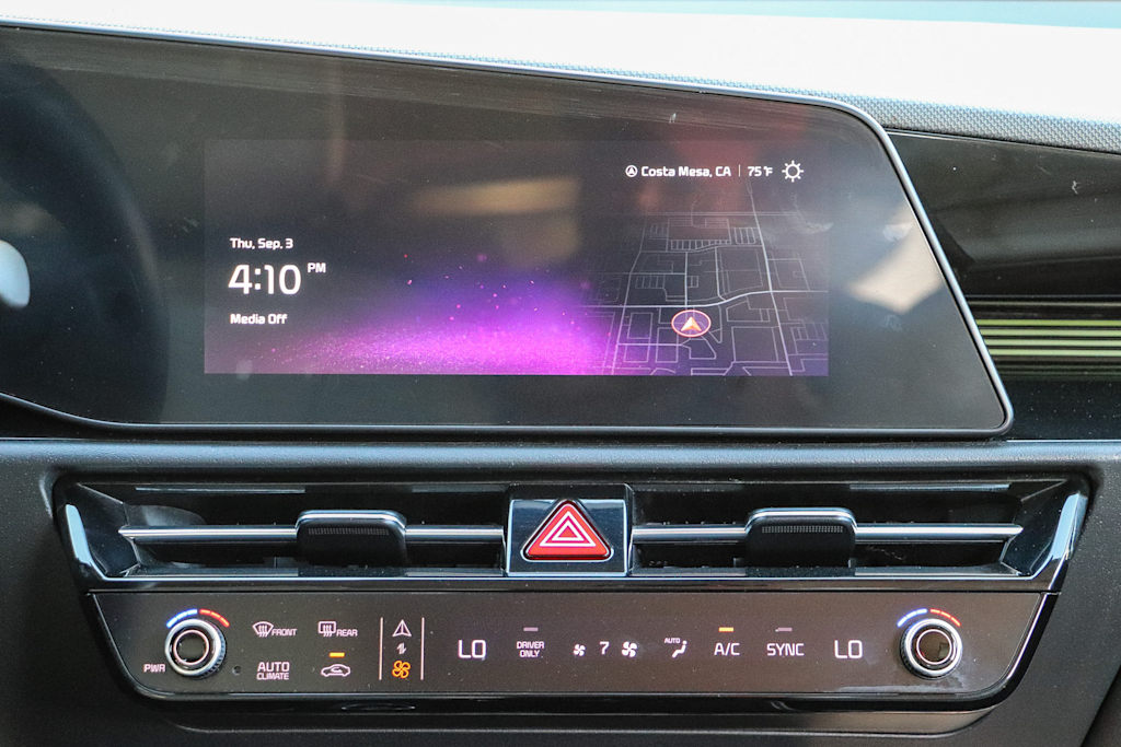 Thumbnail: 2023 Kia Niro - 13