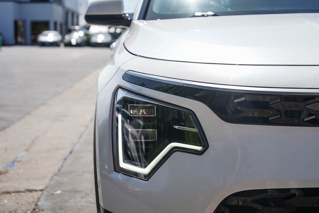 Thumbnail: 2024 Kia Niro - 6