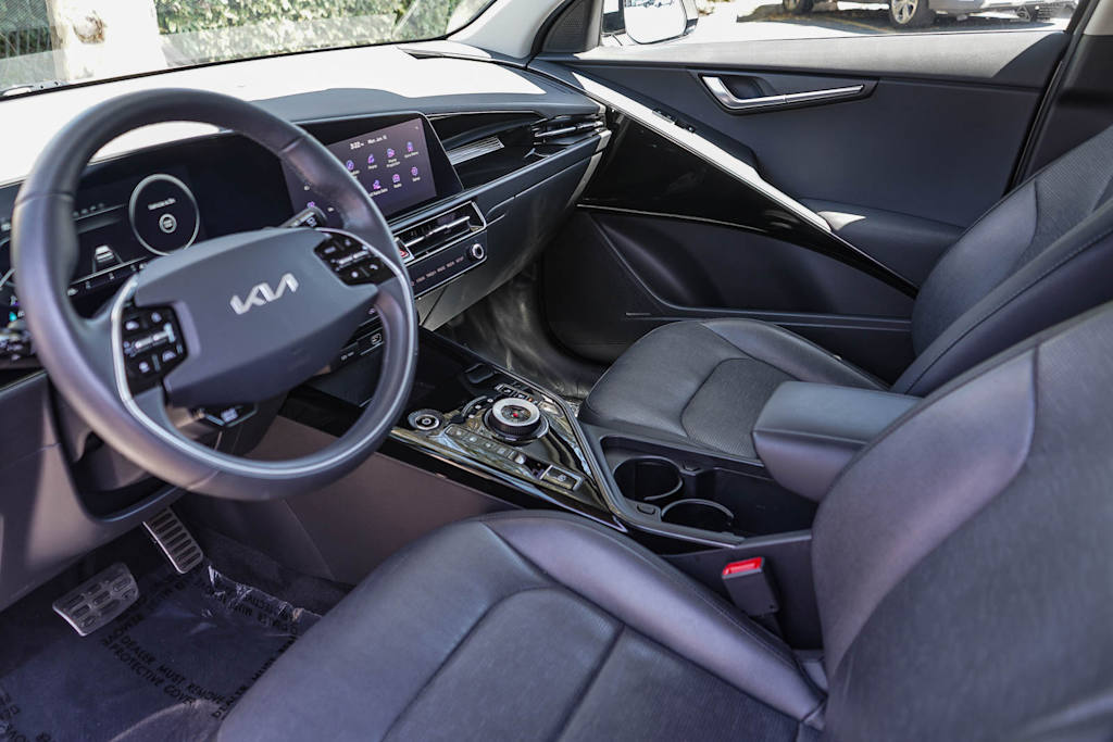Thumbnail: 2024 Kia Niro - 13