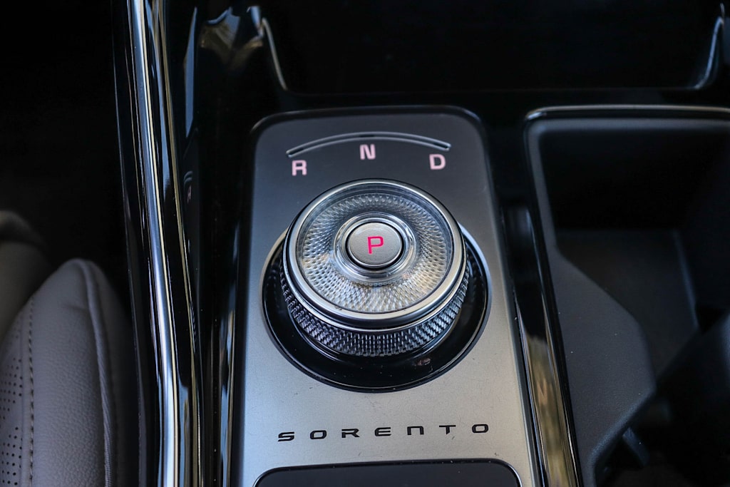 Thumbnail: 2025 Kia Sorento - 24