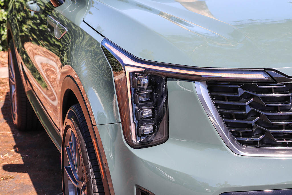 Thumbnail: 2025 Kia Sorento - 18