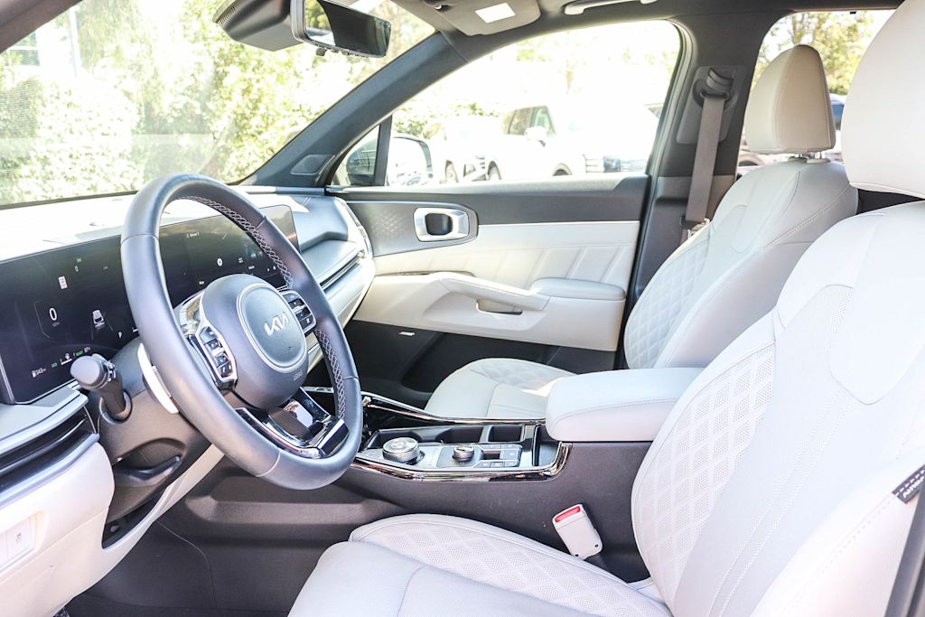 Thumbnail: 2025 Kia Sorento - 11