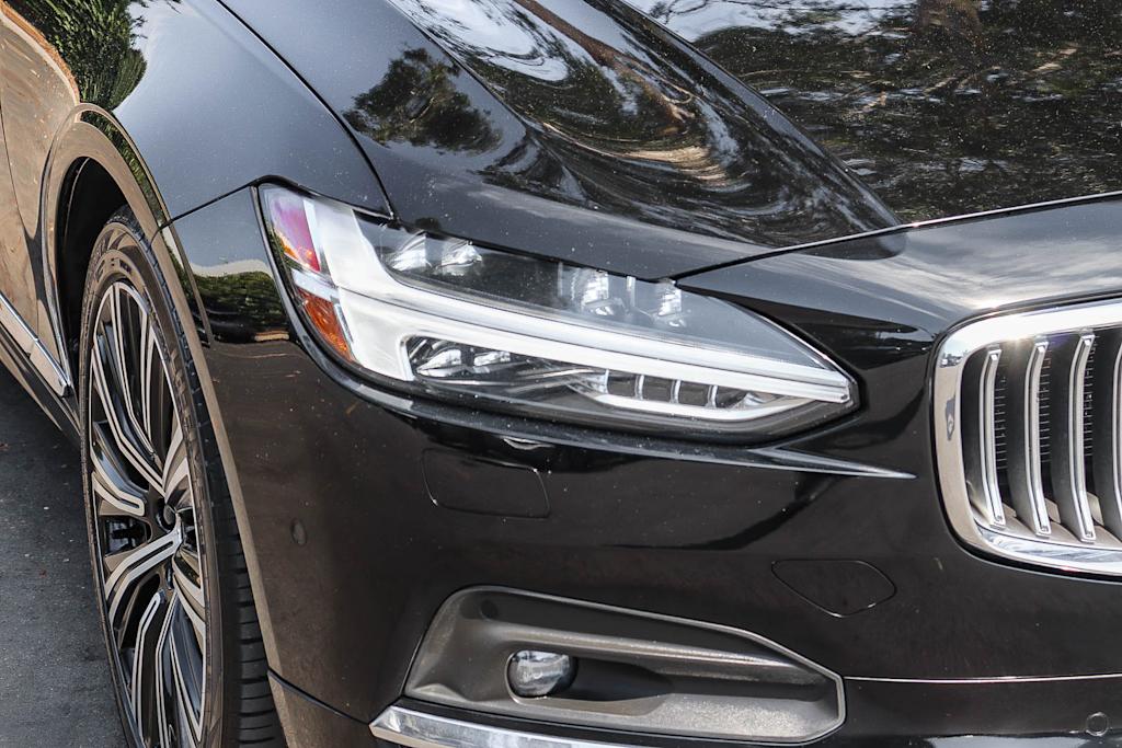Thumbnail: 2023 Volvo S90 - 6