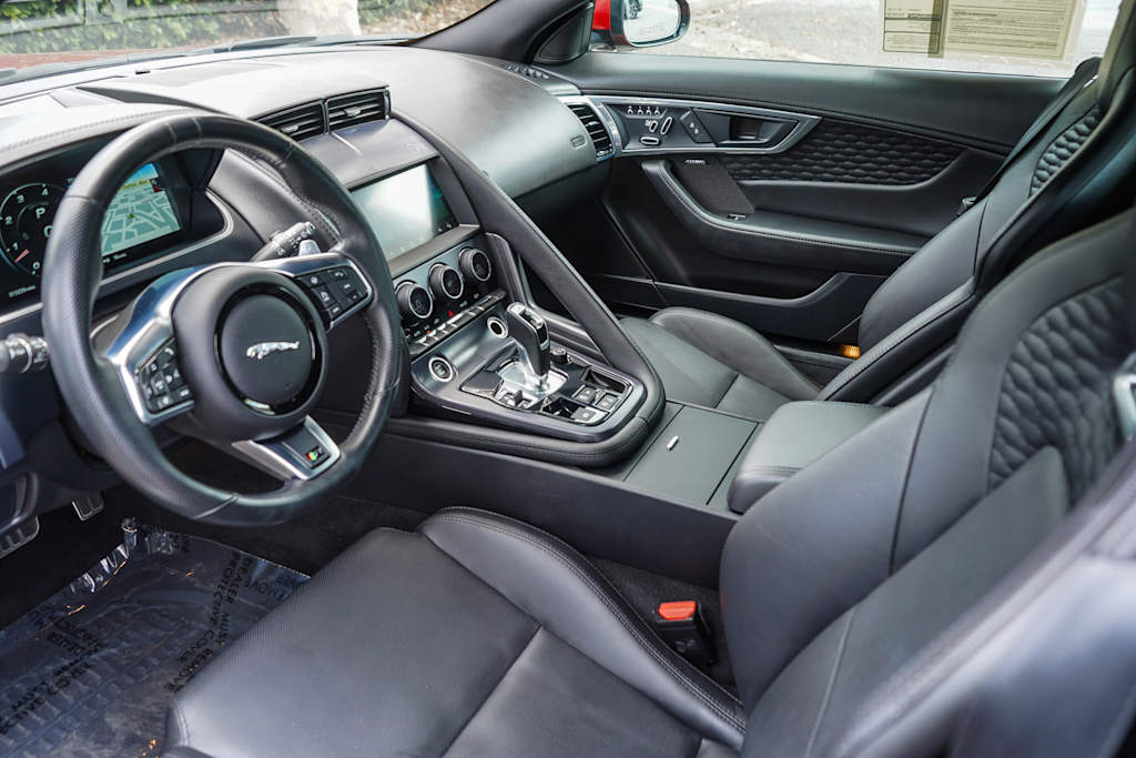 Thumbnail: 2021 Jaguar F-Type - 10
