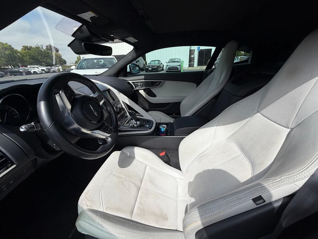 Thumbnail: 2019 Jaguar F-Type - 4
