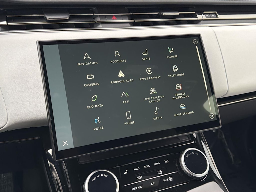 Thumbnail: 2023 Land Rover Range Rover Sport - 27