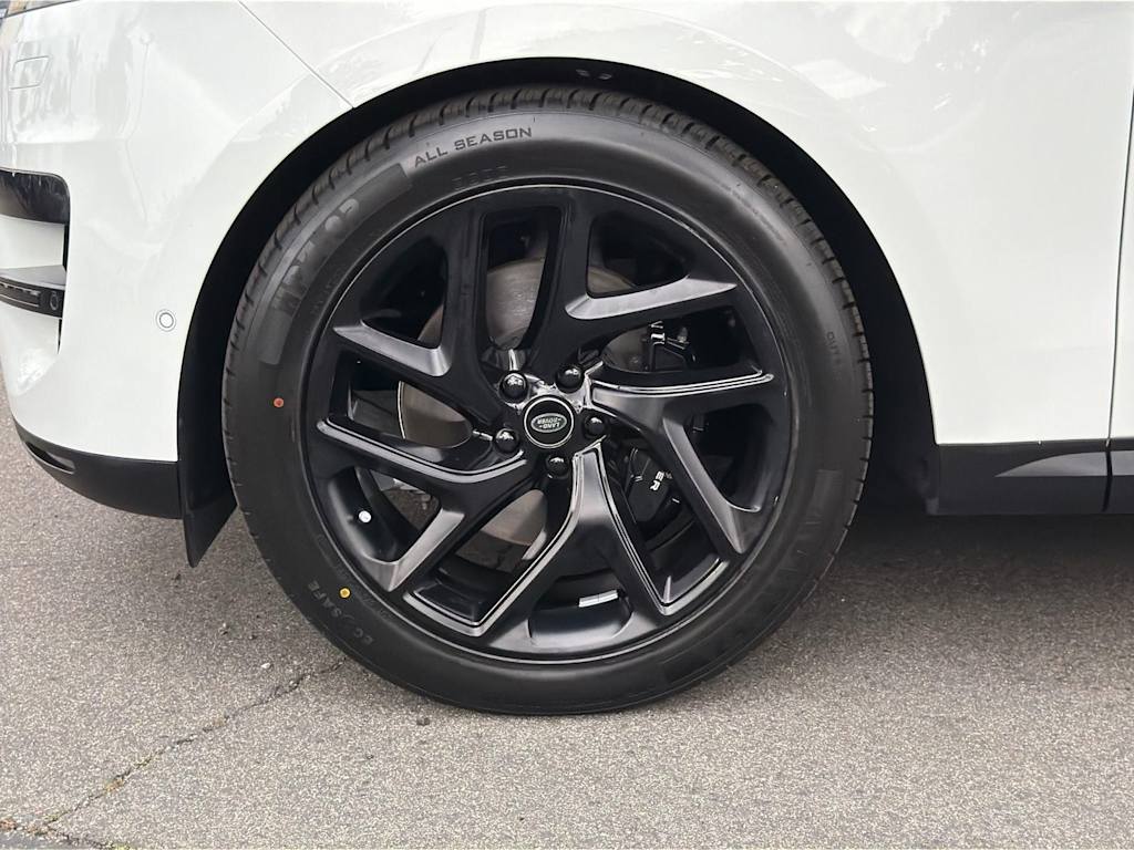 Thumbnail: 2023 Land Rover Range Rover Sport - 8