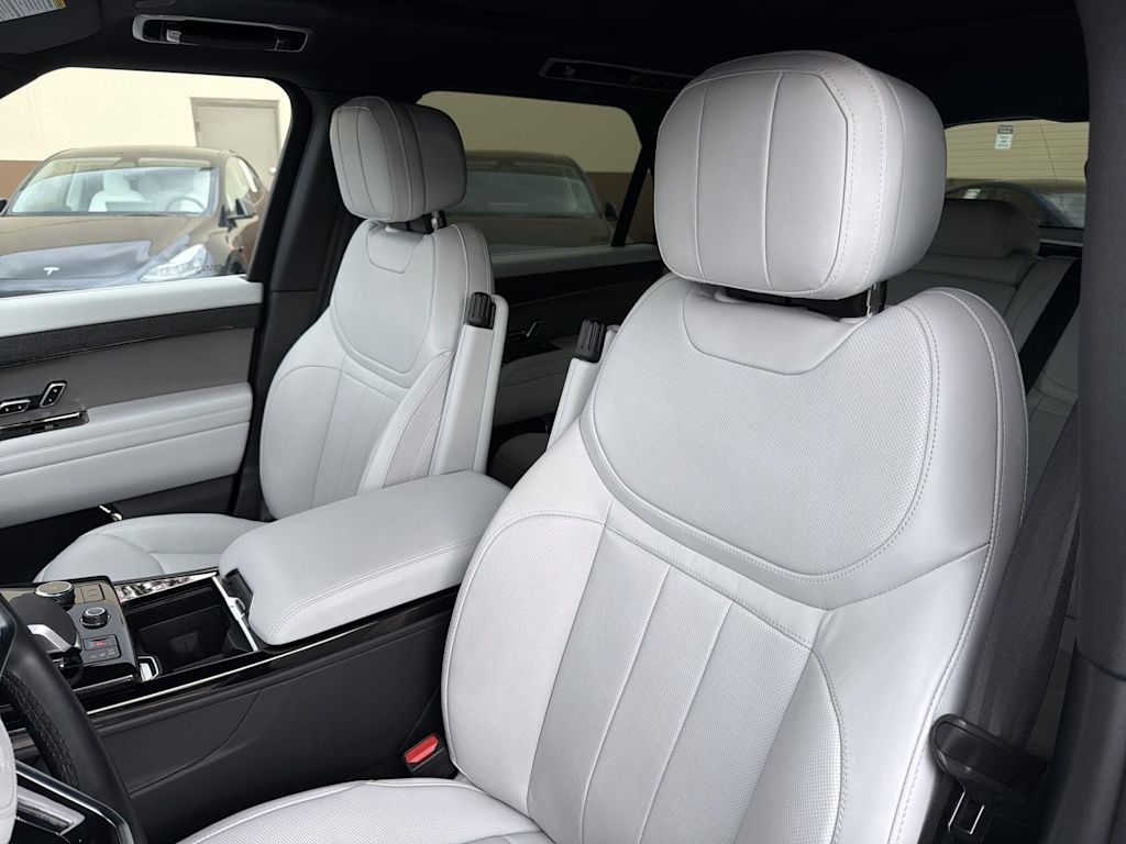 Thumbnail: 2023 Land Rover Range Rover Sport - 11
