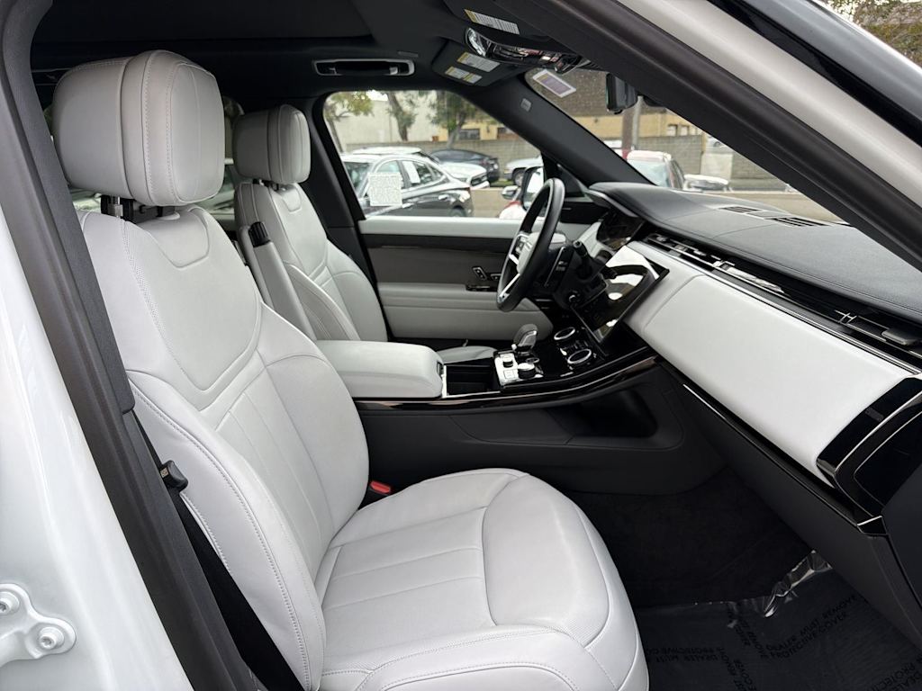 Thumbnail: 2023 Land Rover Range Rover Sport - 35