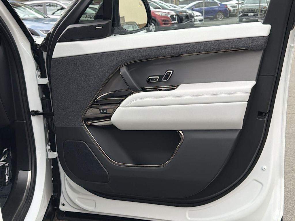 Thumbnail: 2023 Land Rover Range Rover Sport - 34