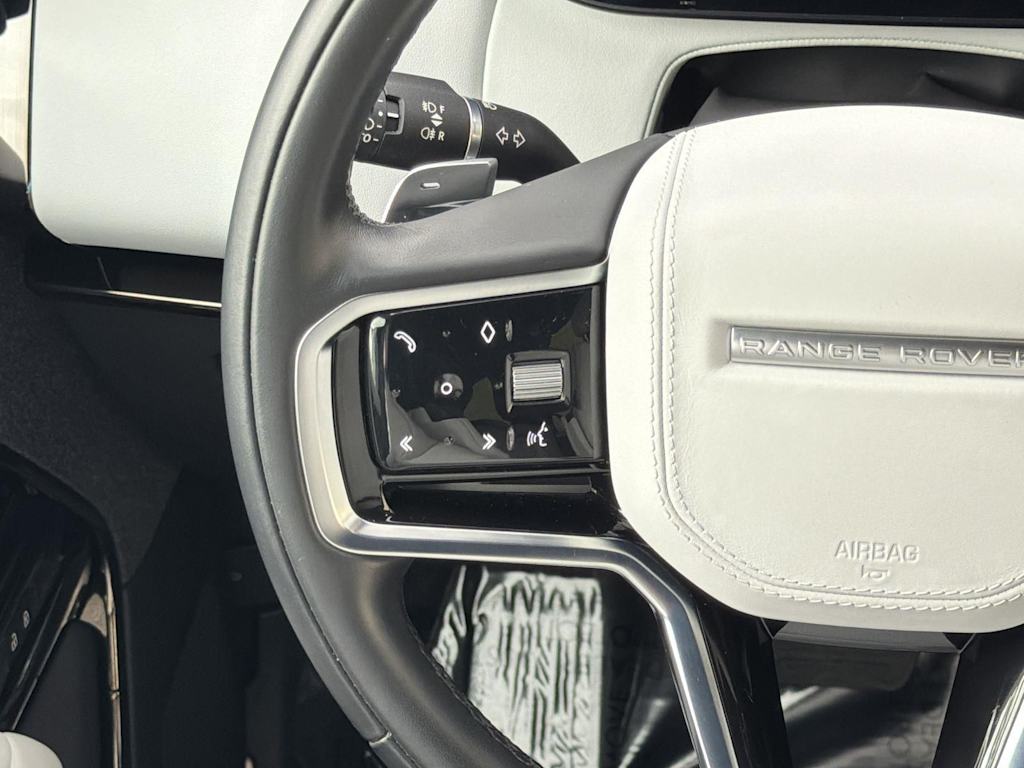 Thumbnail: 2023 Land Rover Range Rover Sport - 22