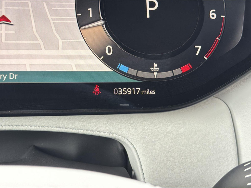 Thumbnail: 2023 Land Rover Range Rover Sport - 16