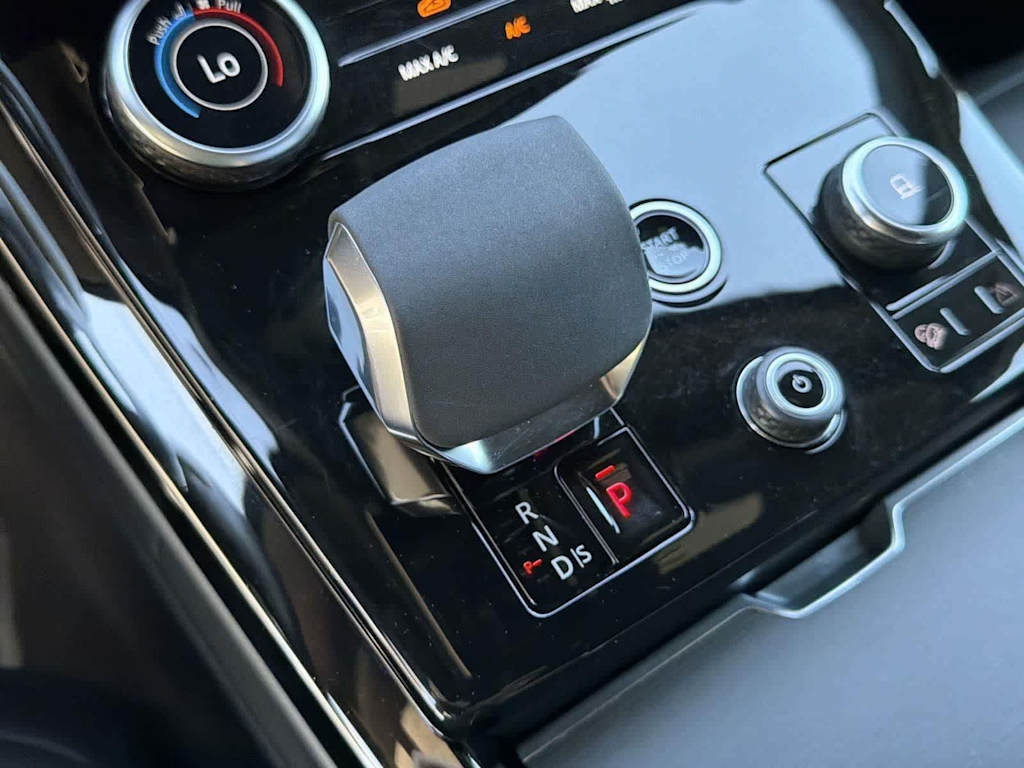 Thumbnail: 2023 Land Rover Range Rover Sport - 22