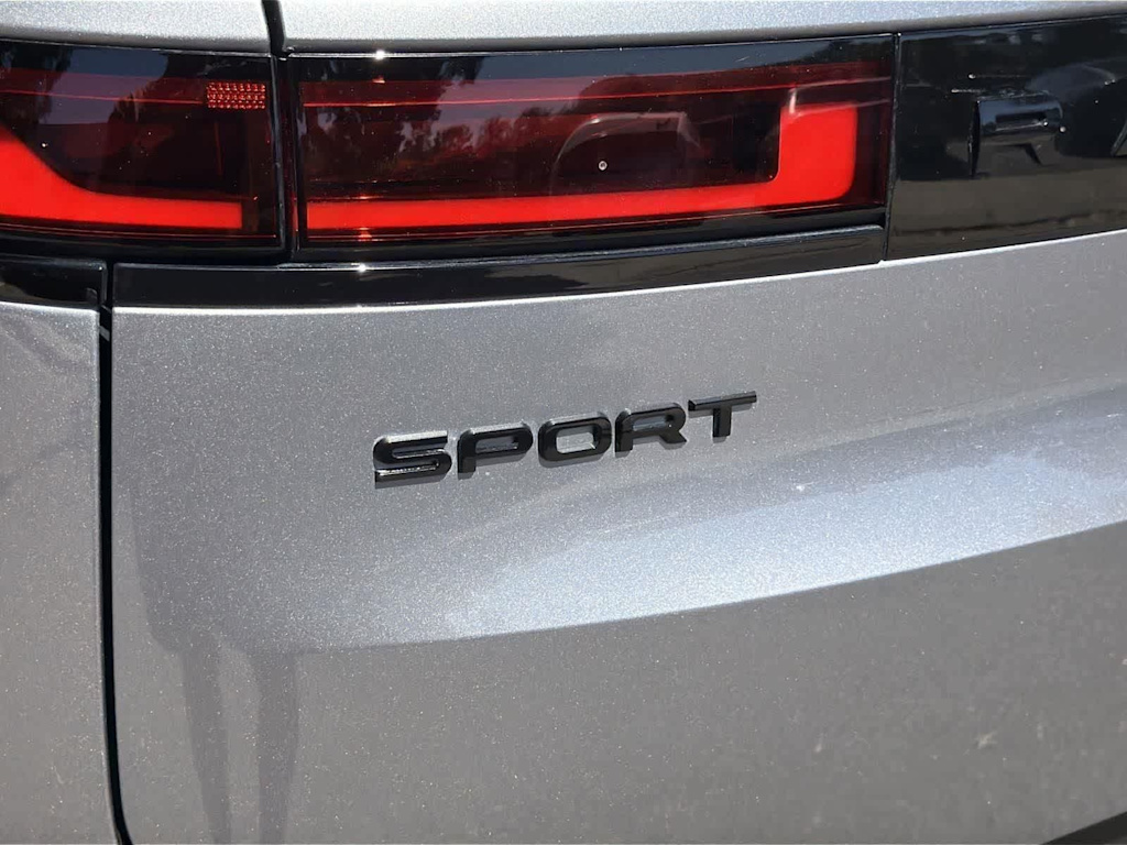 Thumbnail: 2023 Land Rover Range Rover Sport - 5