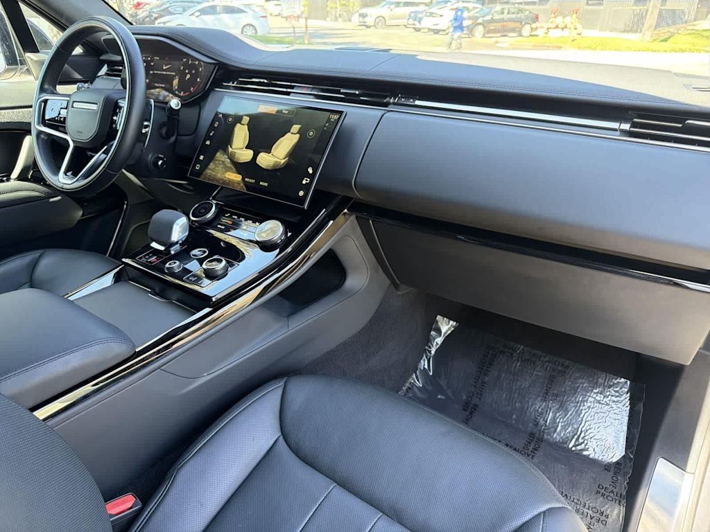 Thumbnail: 2023 Land Rover Range Rover Sport - 11