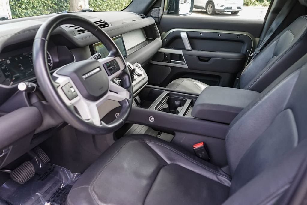 Thumbnail: 2023 Land Rover Defender - 9