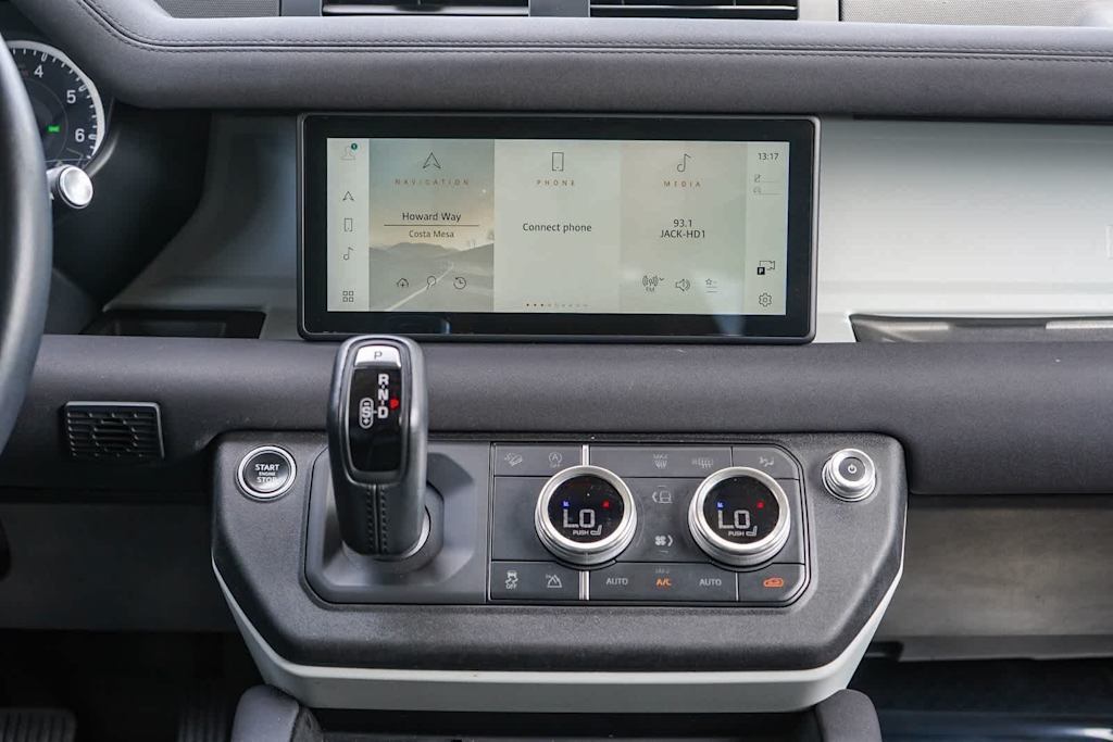 Thumbnail: 2023 Land Rover Defender - 11