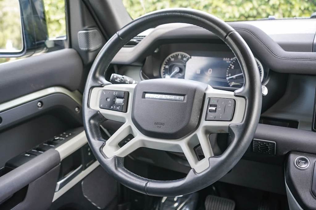 Thumbnail: 2023 Land Rover Defender - 7