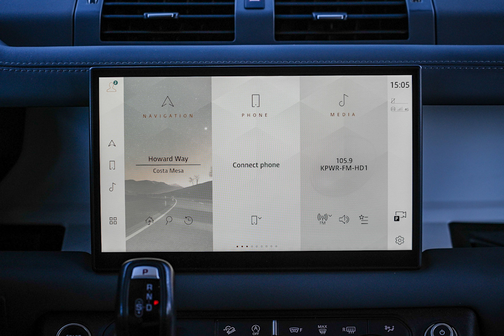 Thumbnail: 2023 Land Rover Defender - 21