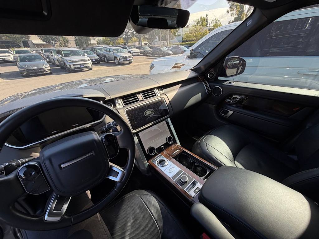 Thumbnail: 2020 Land Rover Range Rover - 2