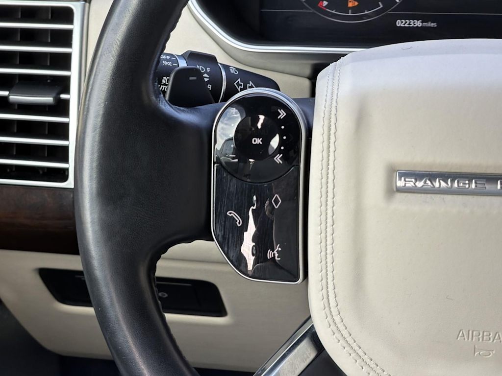 Thumbnail: 2022 Land Rover Range Rover - 15