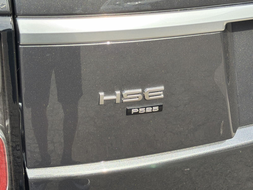 Thumbnail: 2022 Land Rover Range Rover - 34