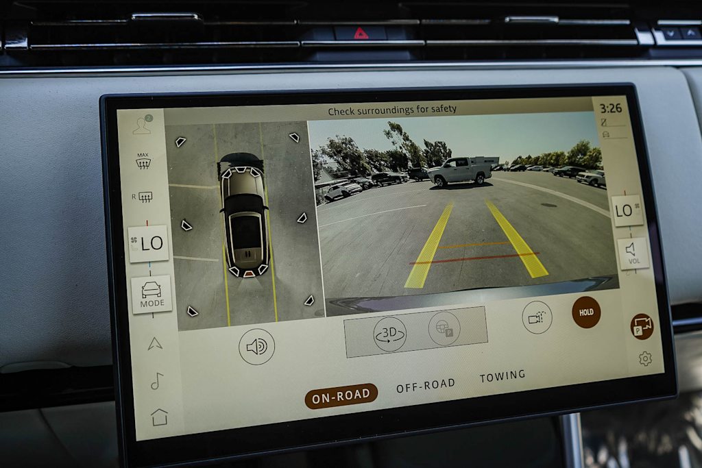 Thumbnail: 2025 Land Rover Range Rover - 25
