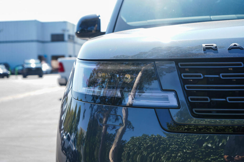 Thumbnail: 2025 Land Rover Range Rover - 18
