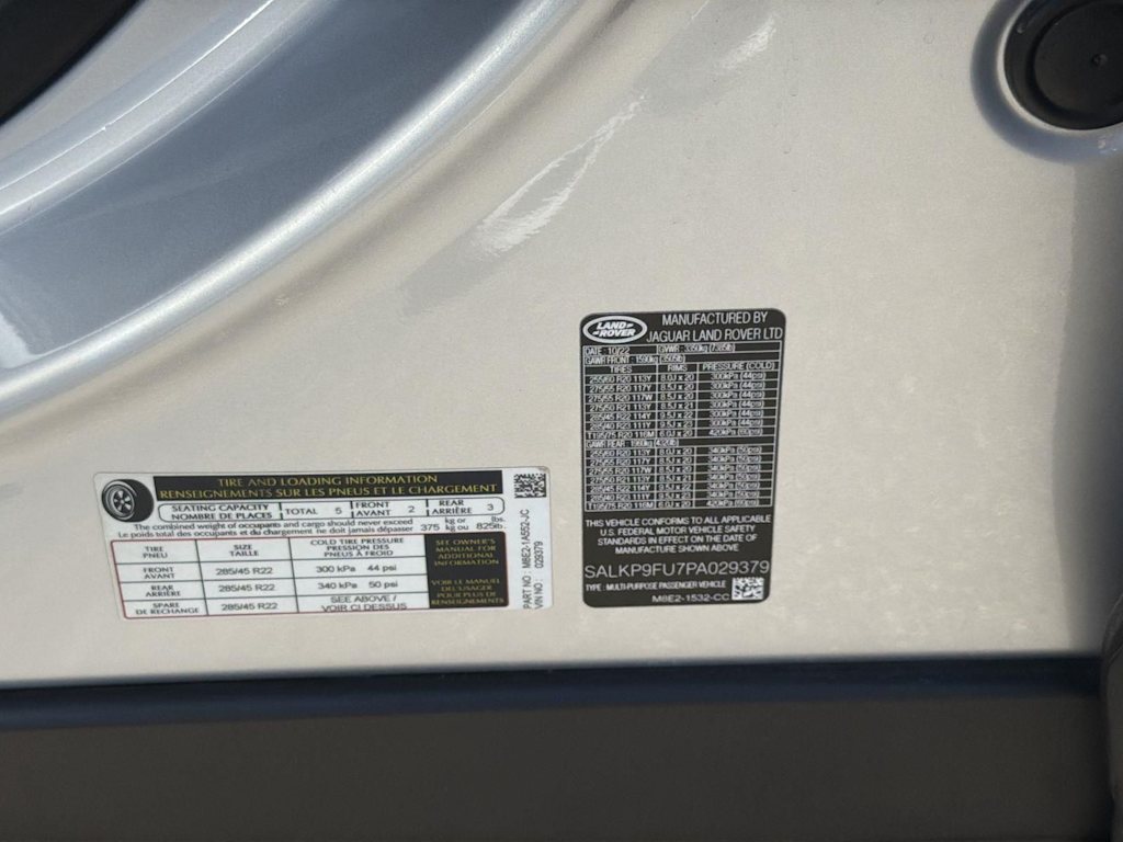 Thumbnail: 2023 Land Rover Range Rover - 18