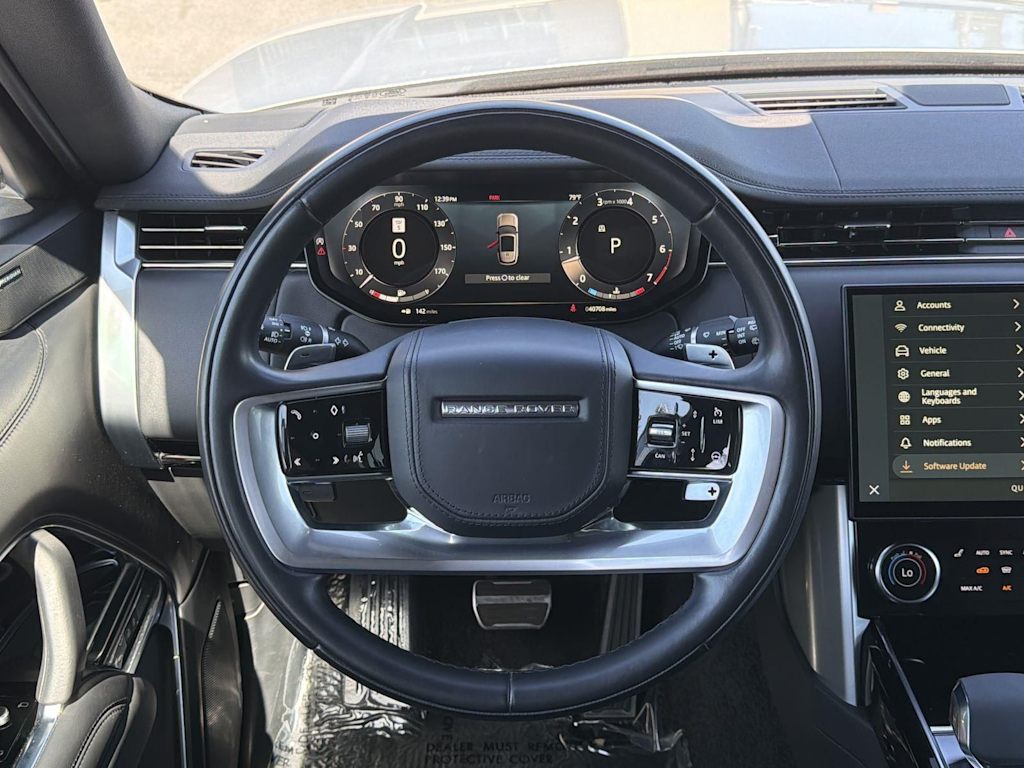 Thumbnail: 2023 Land Rover Range Rover - 9