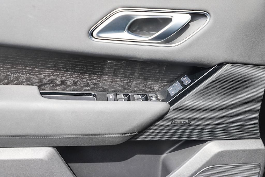 Thumbnail: 2024 Land Rover Range Rover Velar - 21