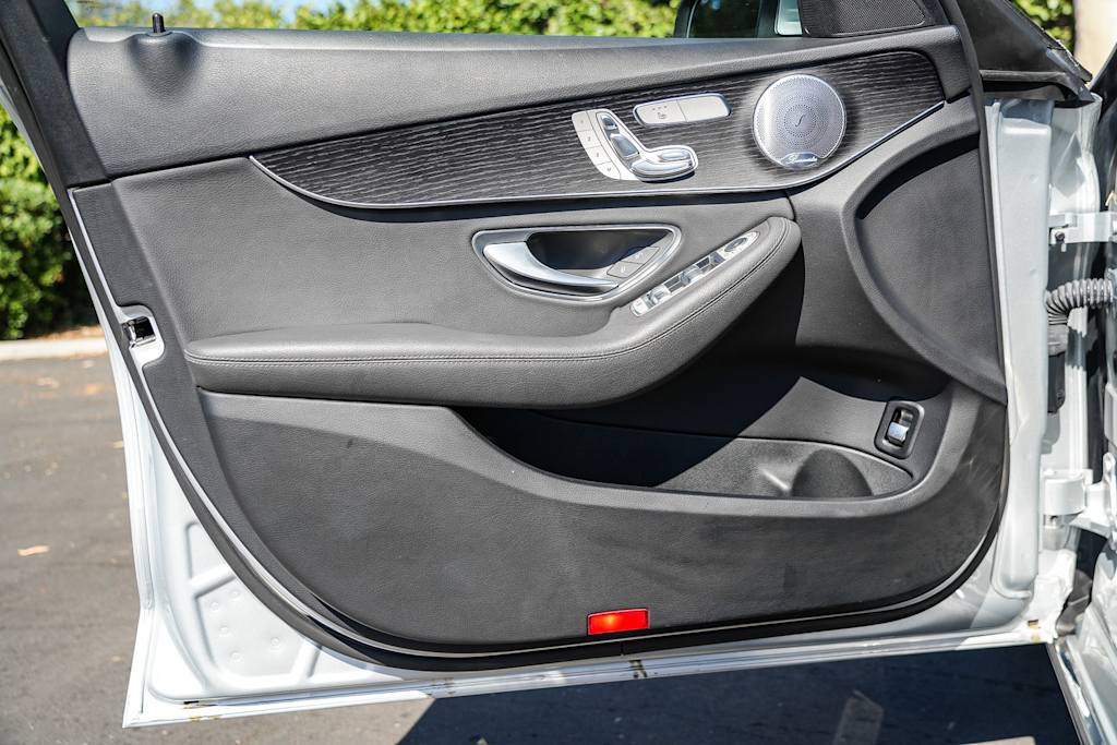 Thumbnail: 2021 Mercedes-Benz C-Class - 23