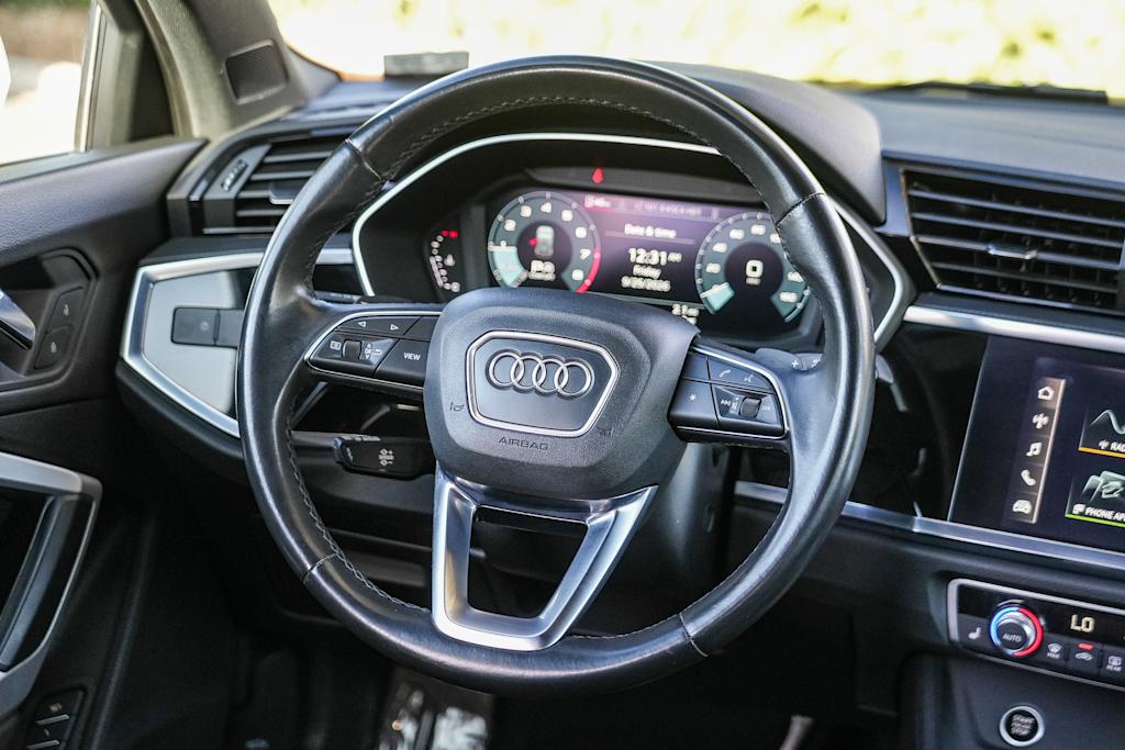 Thumbnail: 2022 Audi Q3 - 9