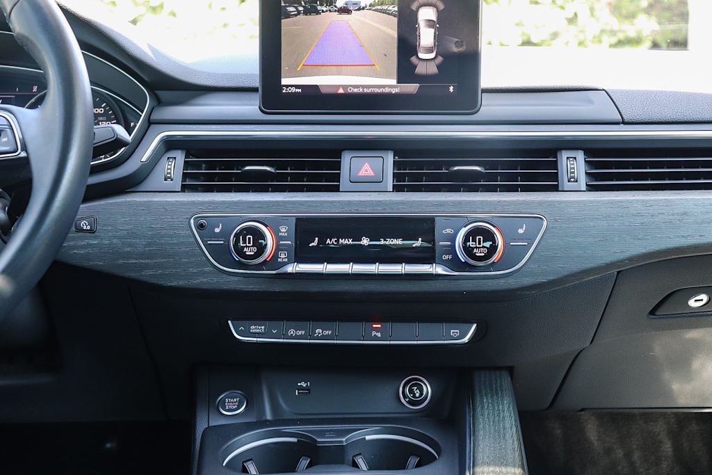 Thumbnail: 2019 Audi A4 - 13