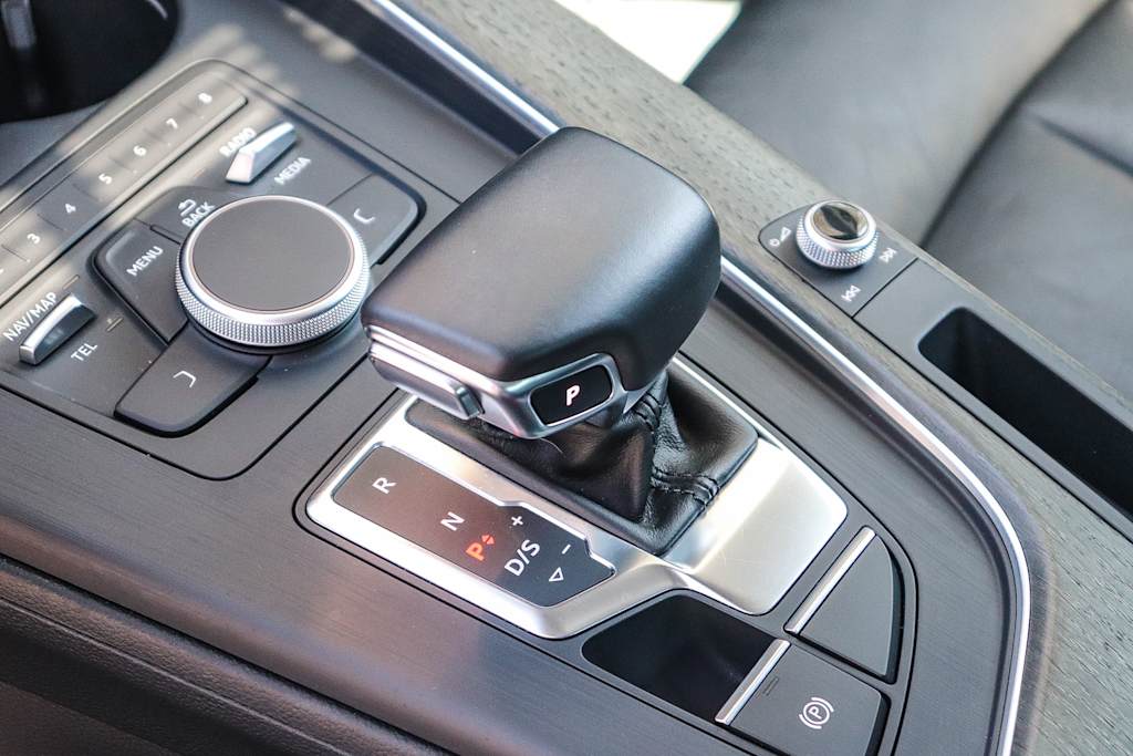 Thumbnail: 2019 Audi A4 - 14