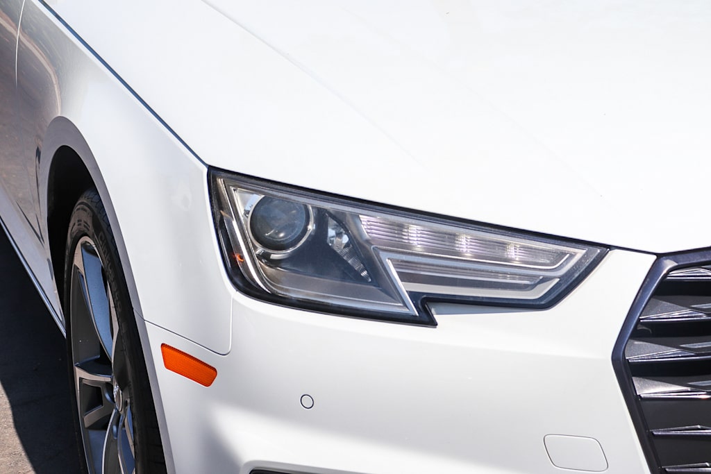 Thumbnail: 2019 Audi A4 - 18